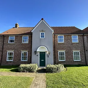 Meadowside Holiday home