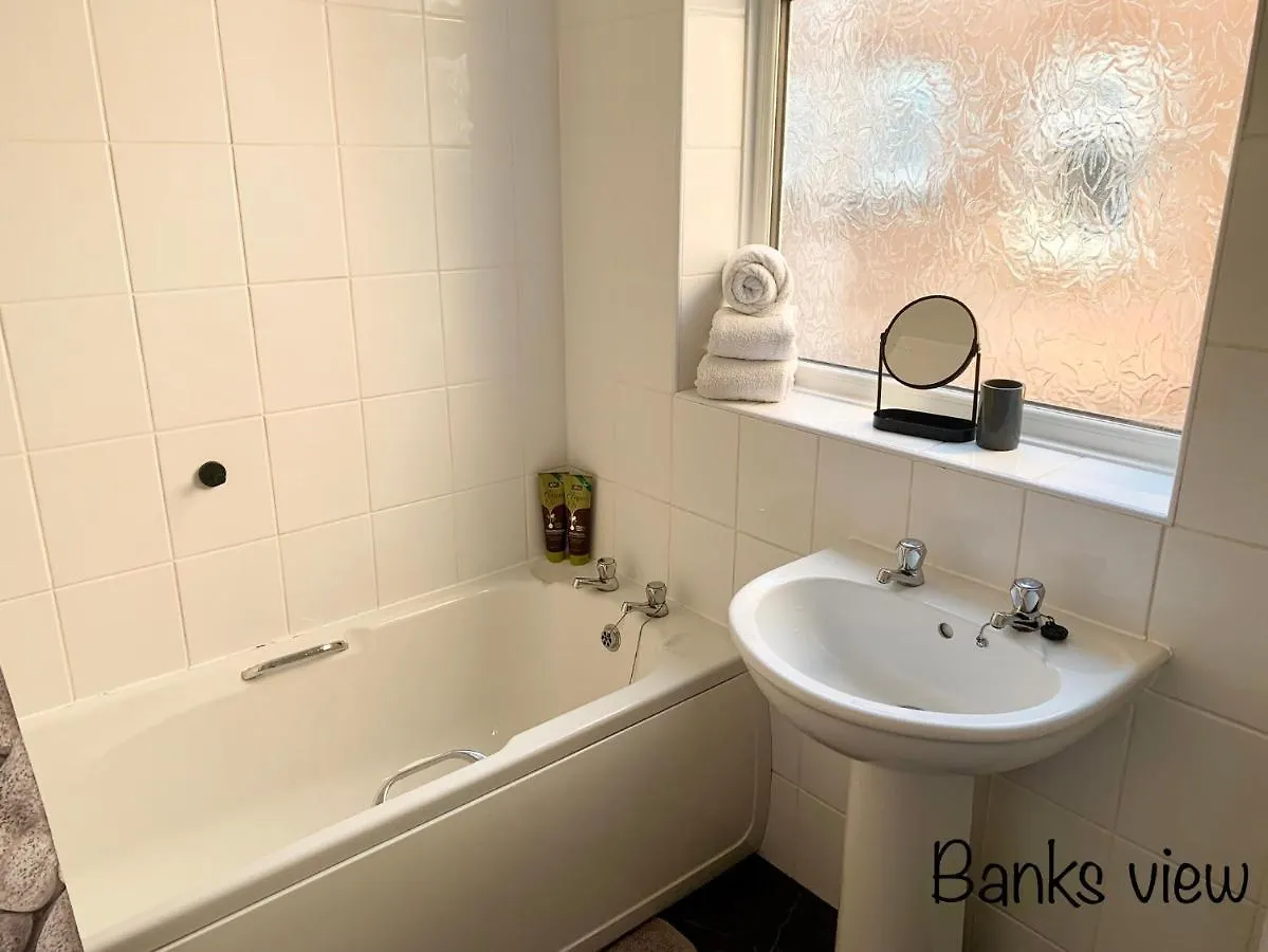 Banks View, Spacious Modern Apartment In Filey.